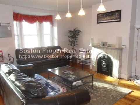 Primary Photo - 22 Holyoke St
