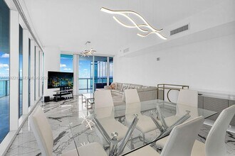 Building Photo - 17121 Collins Ave