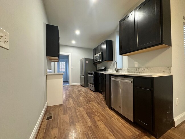 Building Photo - Beautiful Three-Bedroom House in Baltimore