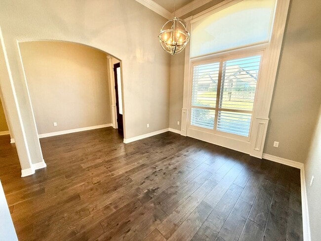 Foto del edificio - 7332 Kingsport Ln