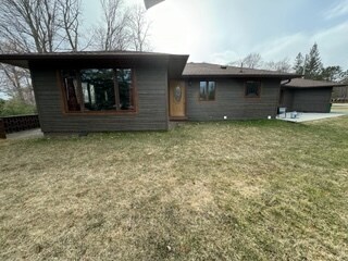 Primary Photo - 32639 Woodland Park Rd