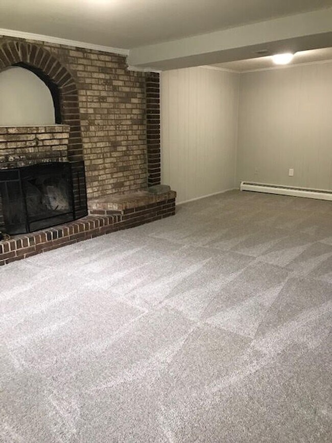 Foto del edificio - 13323 Kerrydale Rd