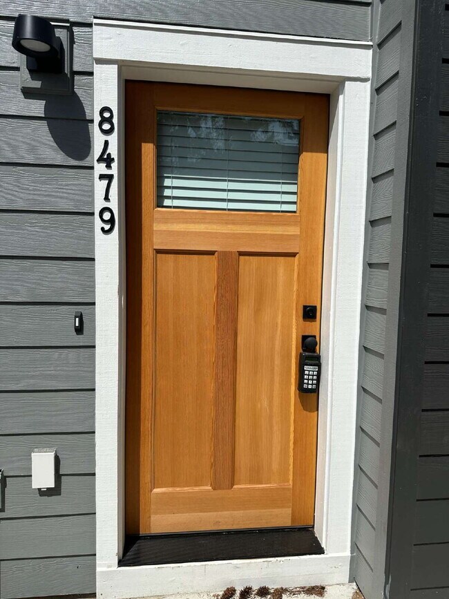 Foto del edificio - New 2-Bedroom Townhome