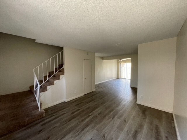 Building Photo - 6448 Tujunga Ave