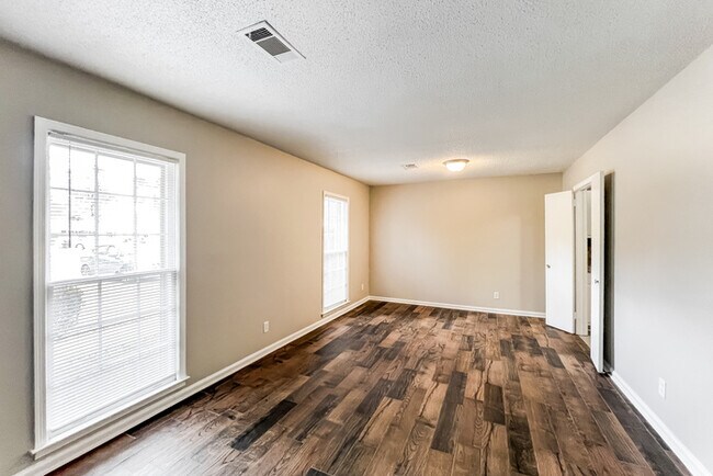 Foto del edificio - 3928 Croydon Rd