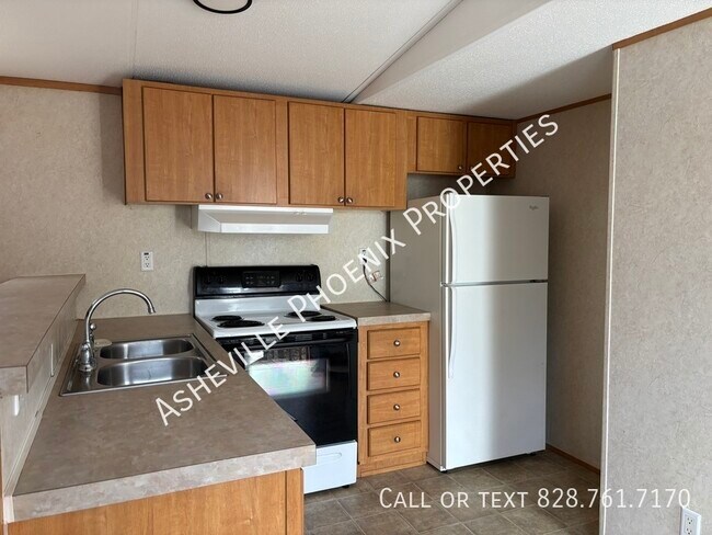 Building Photo - 9 Otis Campbell Rd