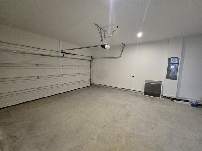 Foto del edificio - 6009 Haviland Aly