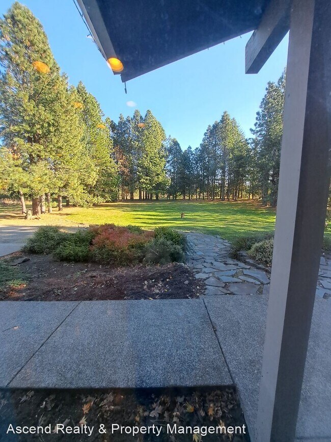 Building Photo - 4 br, 3 bath House - 7500 SW Frog Pond Lane