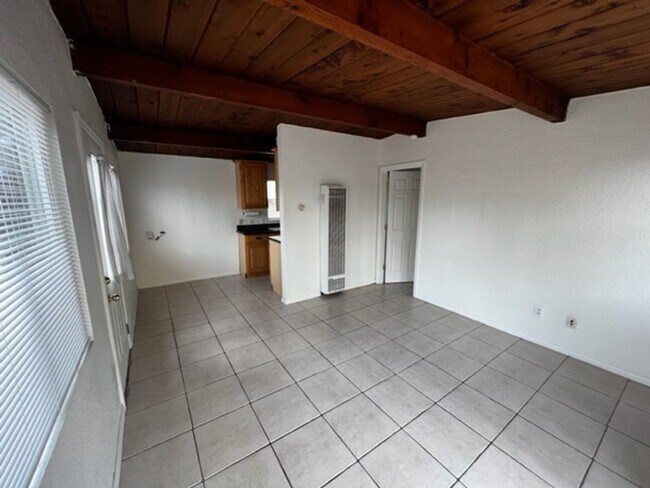 Foto del edificio - 2039-2043 Grand Avenue