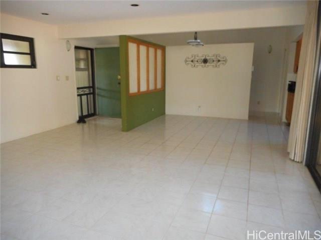 Building Photo - 94-315-315 Apele St