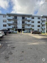 Building Photo - 1221 SW 122nd Ave