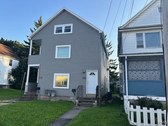 Building Photo - 217 Burdick Ave