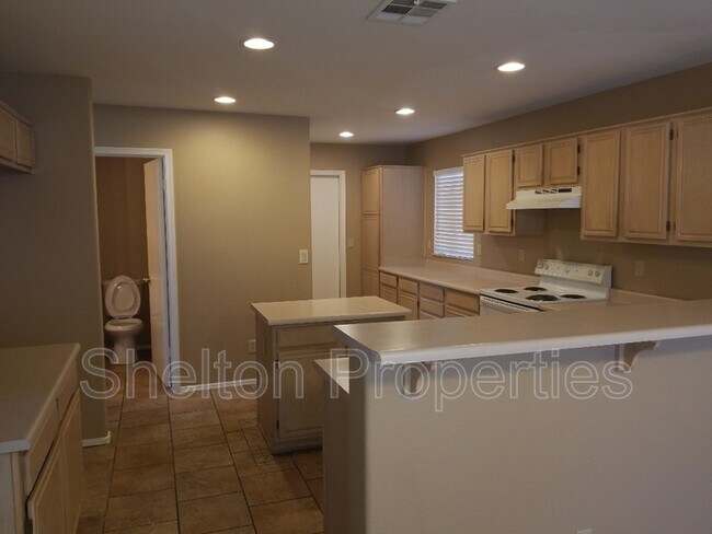 Foto del edificio - 6822 W Louise Dr