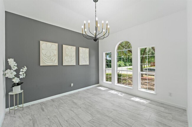 Building Photo - 22902 Still Pond Dr
