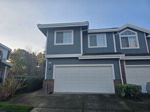 Building Photo - 176 Scotts Valley