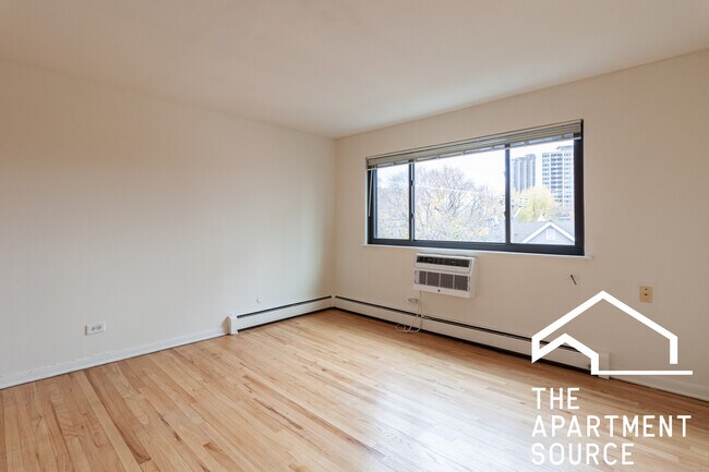 Foto del edificio - 540 W Roscoe St