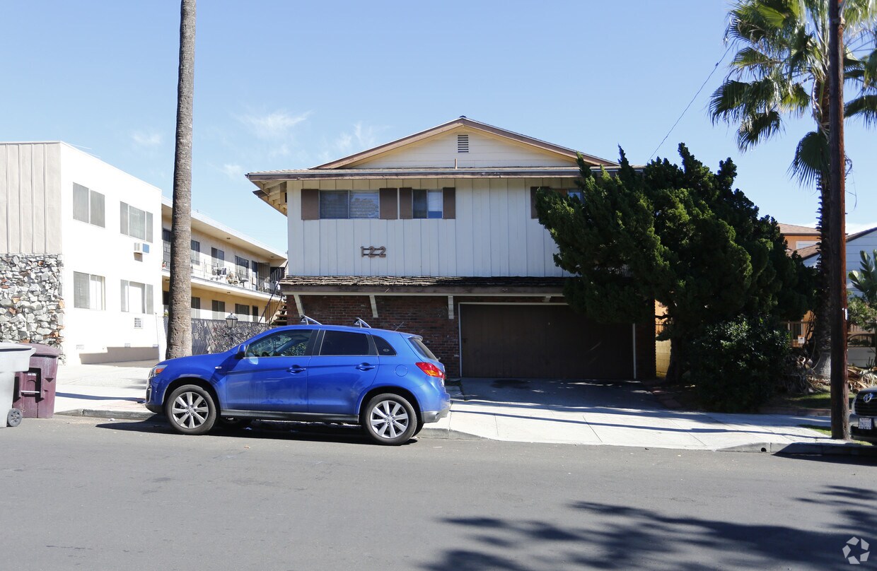 Foto del edificio - 122 N Belmont St