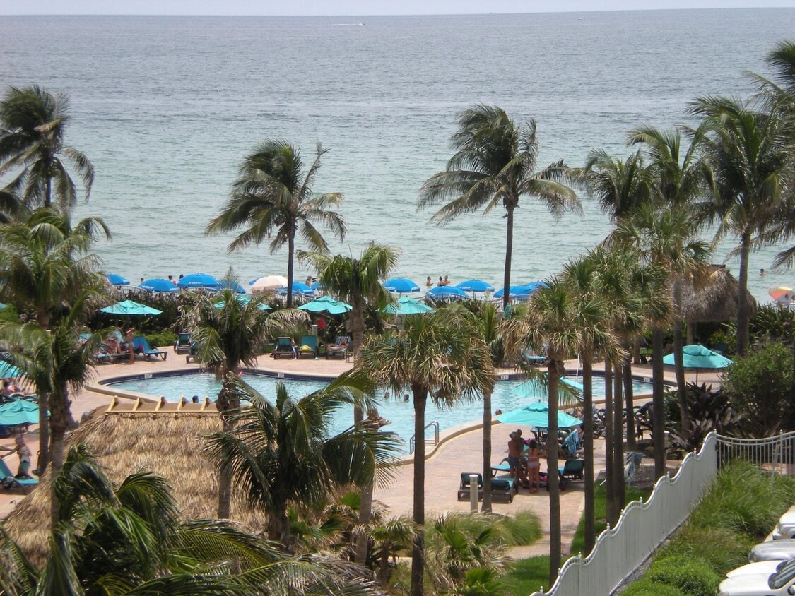 Photo - 3901 S Ocean Dr (Hollywood, FL)