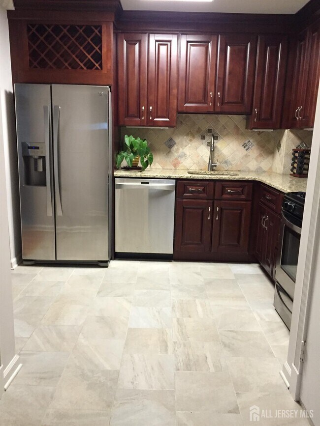 Foto del edificio - 820 Cricket Ln