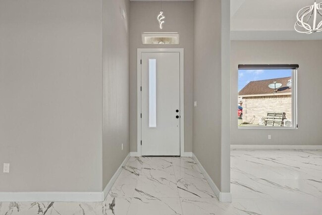 Building Photo - 4034 Solid Dr