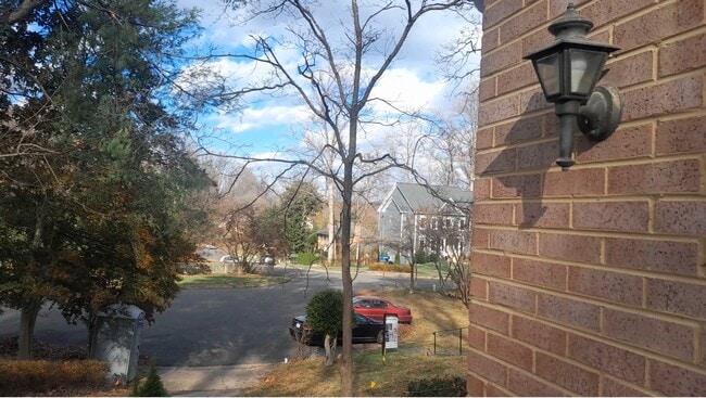 Building Photo - 3311 Goldsboro Pl