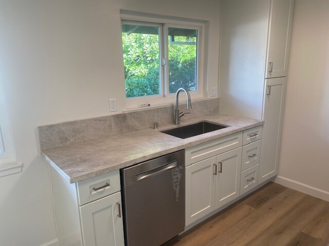 Foto del edificio - 1223 Cortez Dr