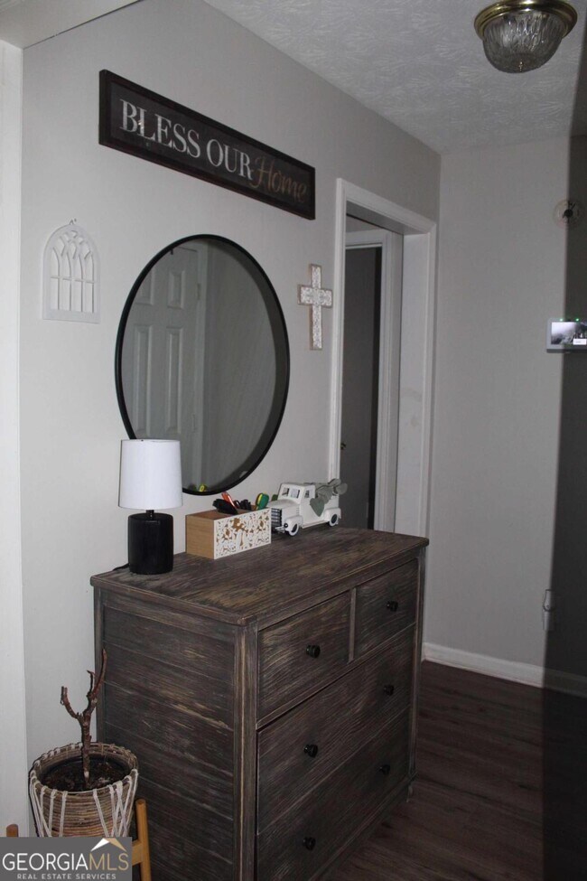 Foto del edificio - 2132 Arlin St NE