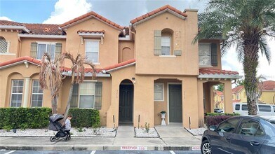 Building Photo - 5215 Paradise Cay Cir