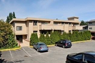 Primary Photo - 425 Apartments - 1 bedroom