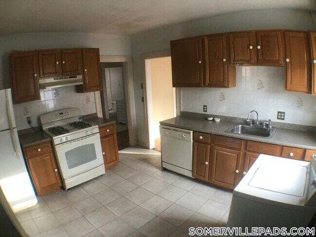 Building Photo - 49 Conwell Ave