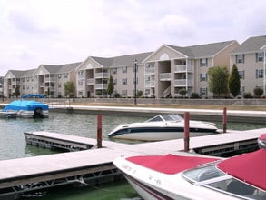 Boat Docks - Westlake Village