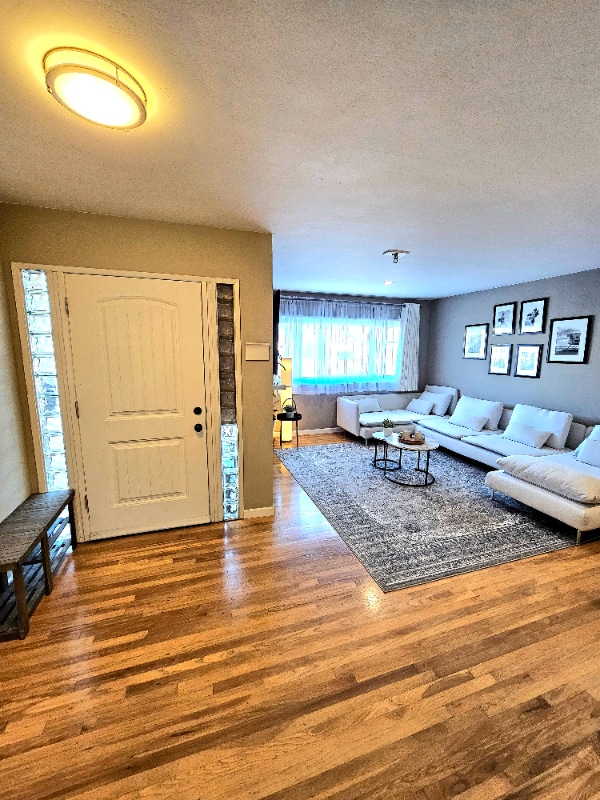 Building Photo - 3822 Aragon Dr