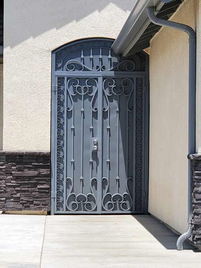 Foto del edificio - 714 Samba Ct