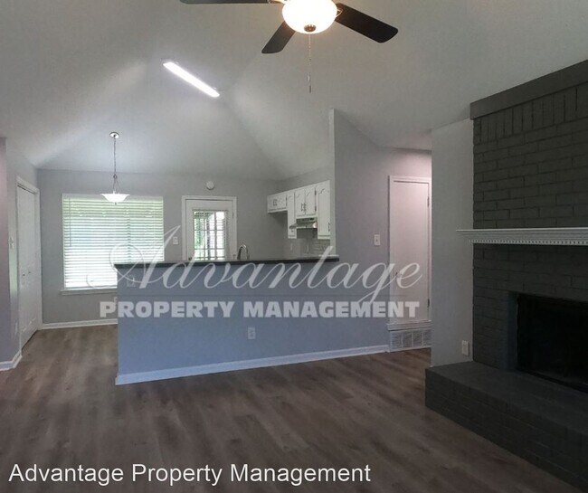 Building Photo - 3 br, 2 bath House - 7105 Amberly Way