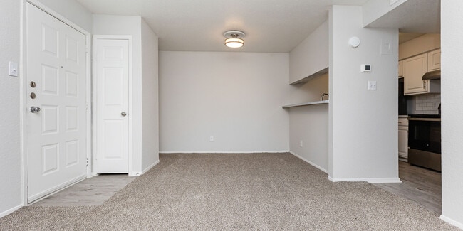 Building Photo - Waverly Park Apartments