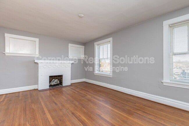 Building Photo - 5352 Neosho St