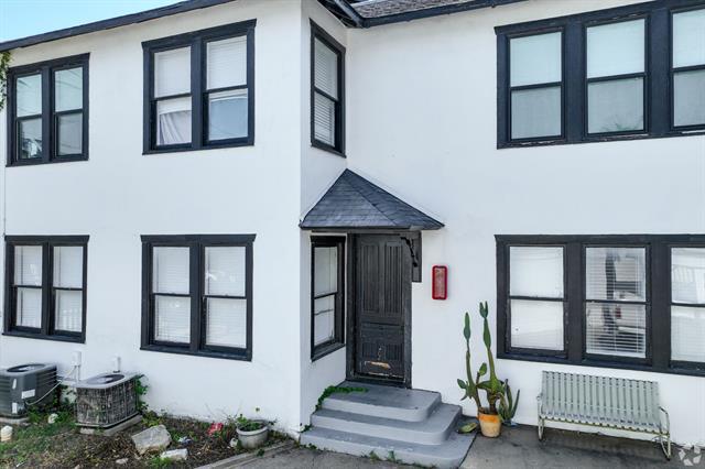 Foto principal - 301 W Leuda St