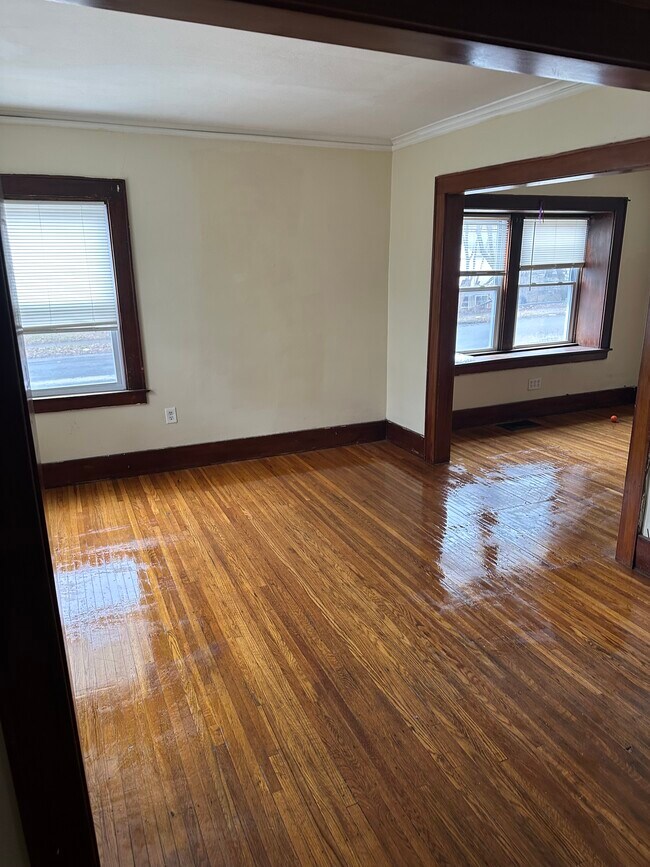 Foto del edificio - 186 Spruce Ave