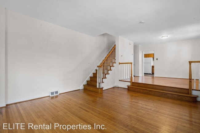 Building Photo - 3 br, 1 bath House - 605 North Jackson Street