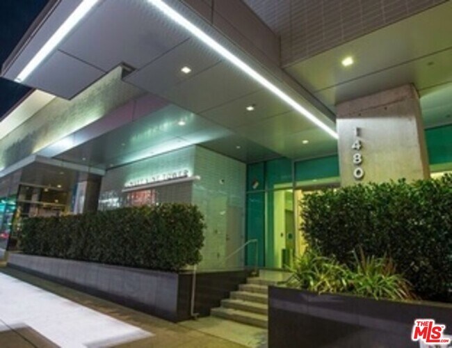 Foto del edificio - 1480 Vine St