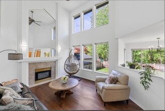 Building Photo - 7977 Redtail Pl
