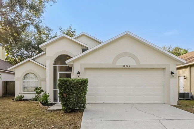 Building Photo - 10805 Kenbrook Dr