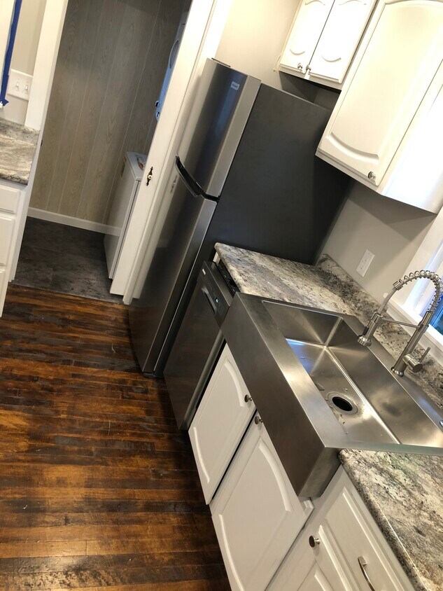Foto principal - 412 W Ridge St
