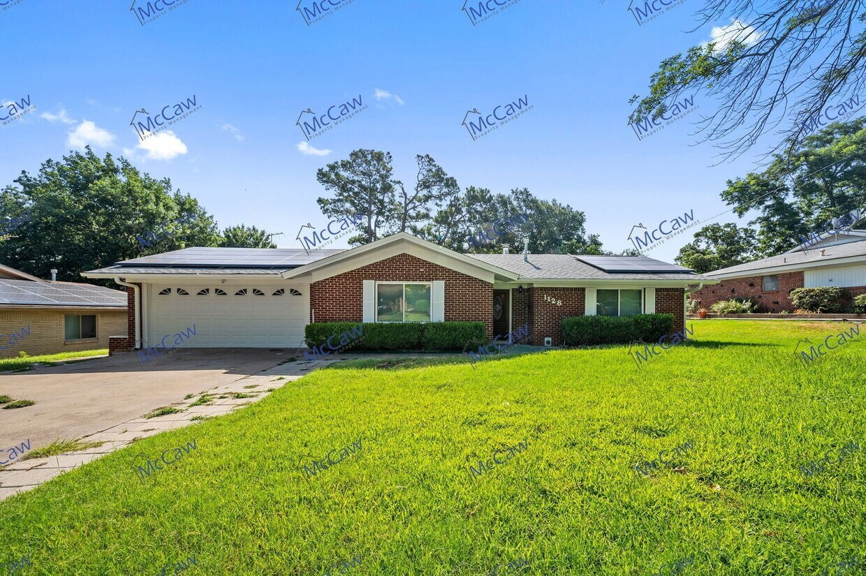 Primary Photo - 1128 Terrace Trail