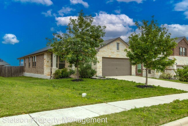 Building Photo - 3 br, 2 bath House - 2924 Barbed Wire St