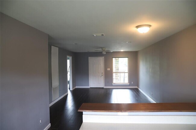 Building Photo - 7810 Peachtree St