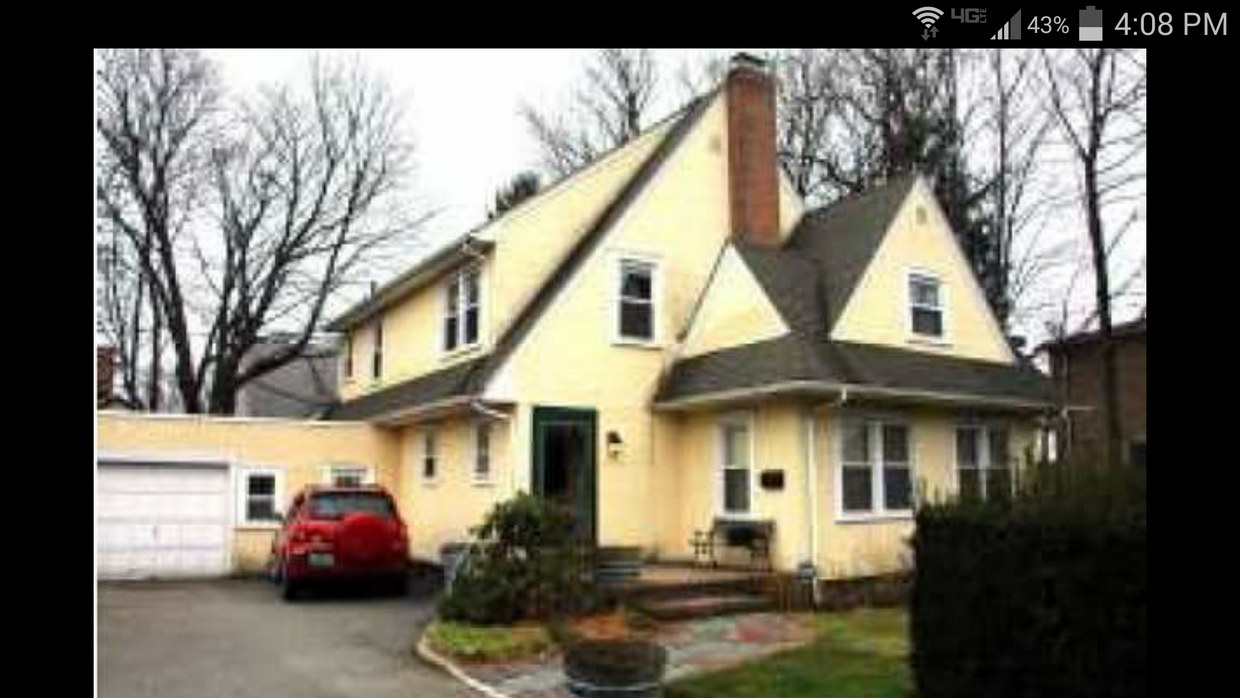 Primary Photo - 34 Cherry Ln