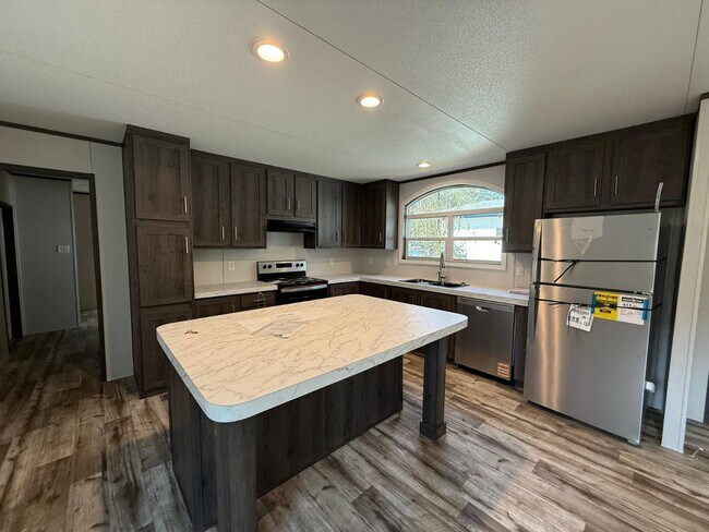 Foto del edificio - 2881 TX-110