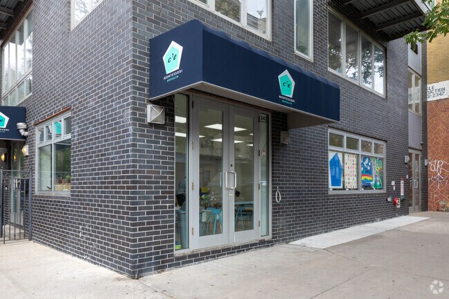 Foto del edificio - 342 Bedford Ave