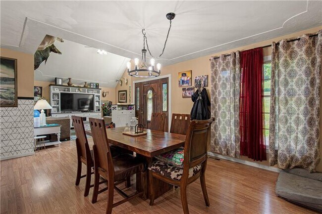 Foto del edificio - 3054 Bedillion Rd